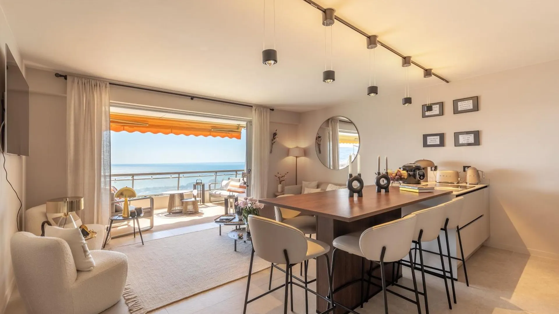 아파트 Les Belles Terres - Residence Avec Piscine Vue Mer 니스